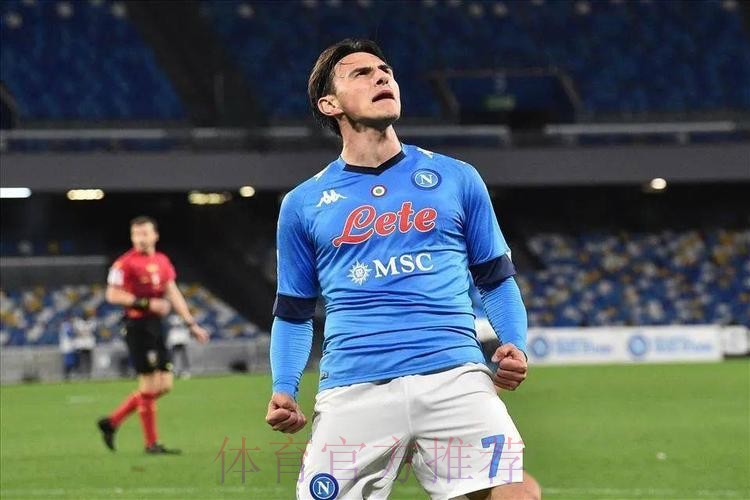 皇马和巴萨都在关注那不勒斯22岁中场埃尔马斯