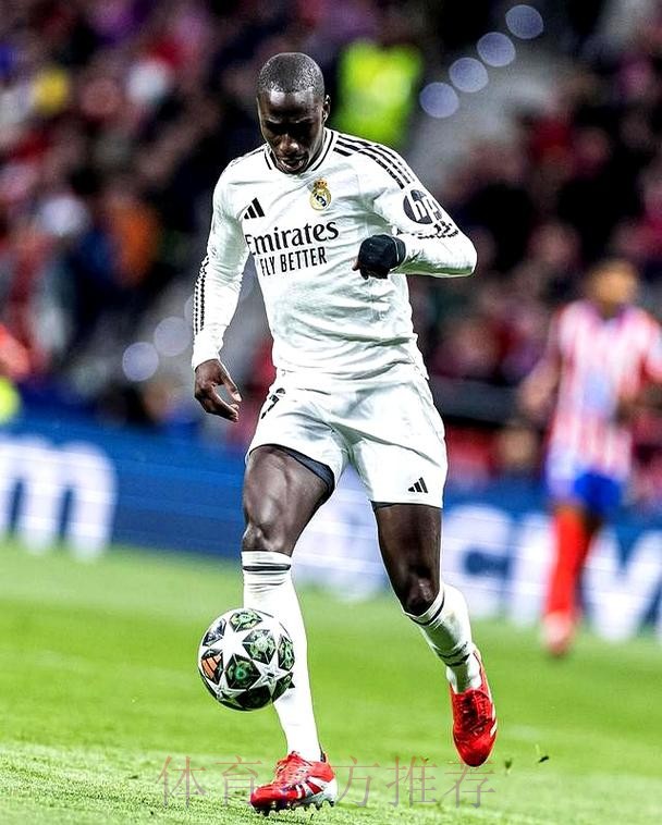 门迪晒照庆祝皇马首球：今晚终于为皇马进球